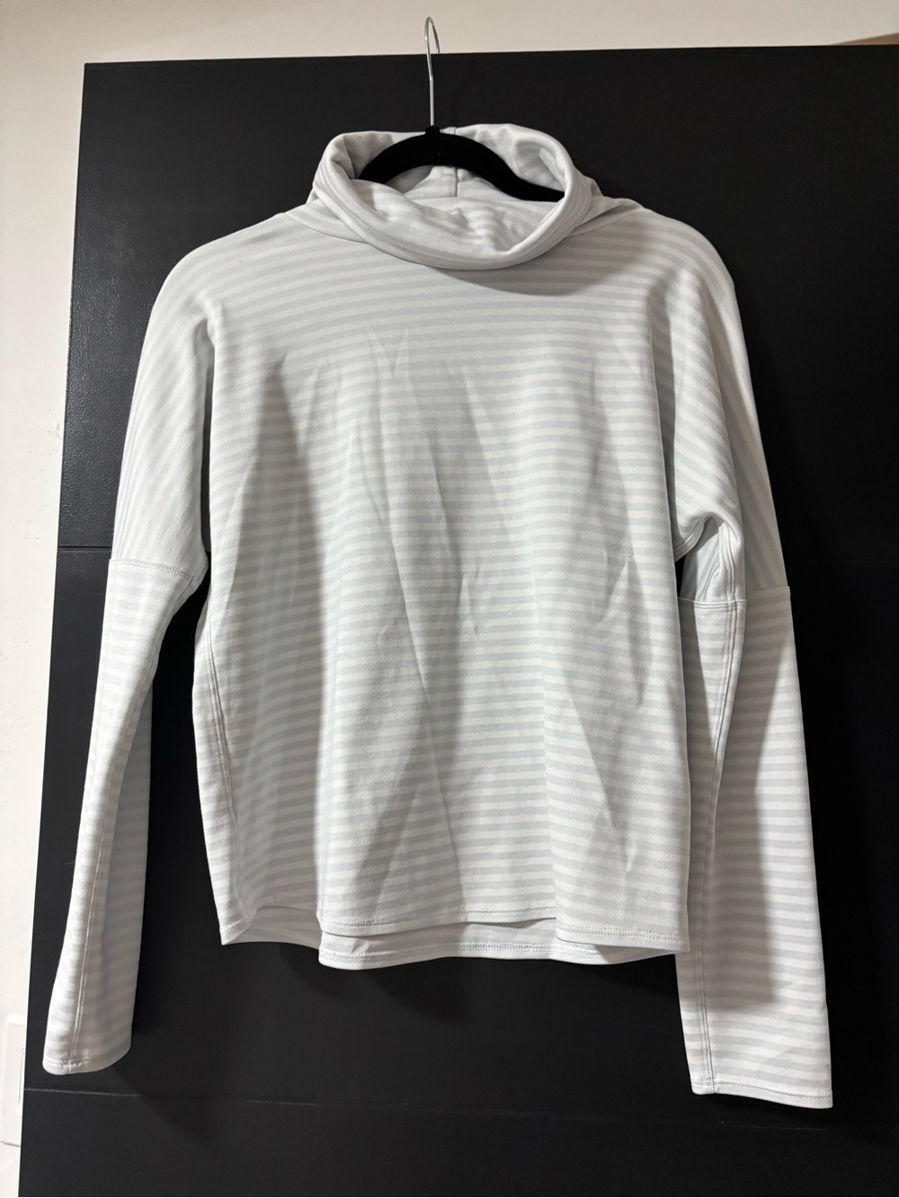 Oiselle White and Light Blue Striped Long Sleeve Turtleneck